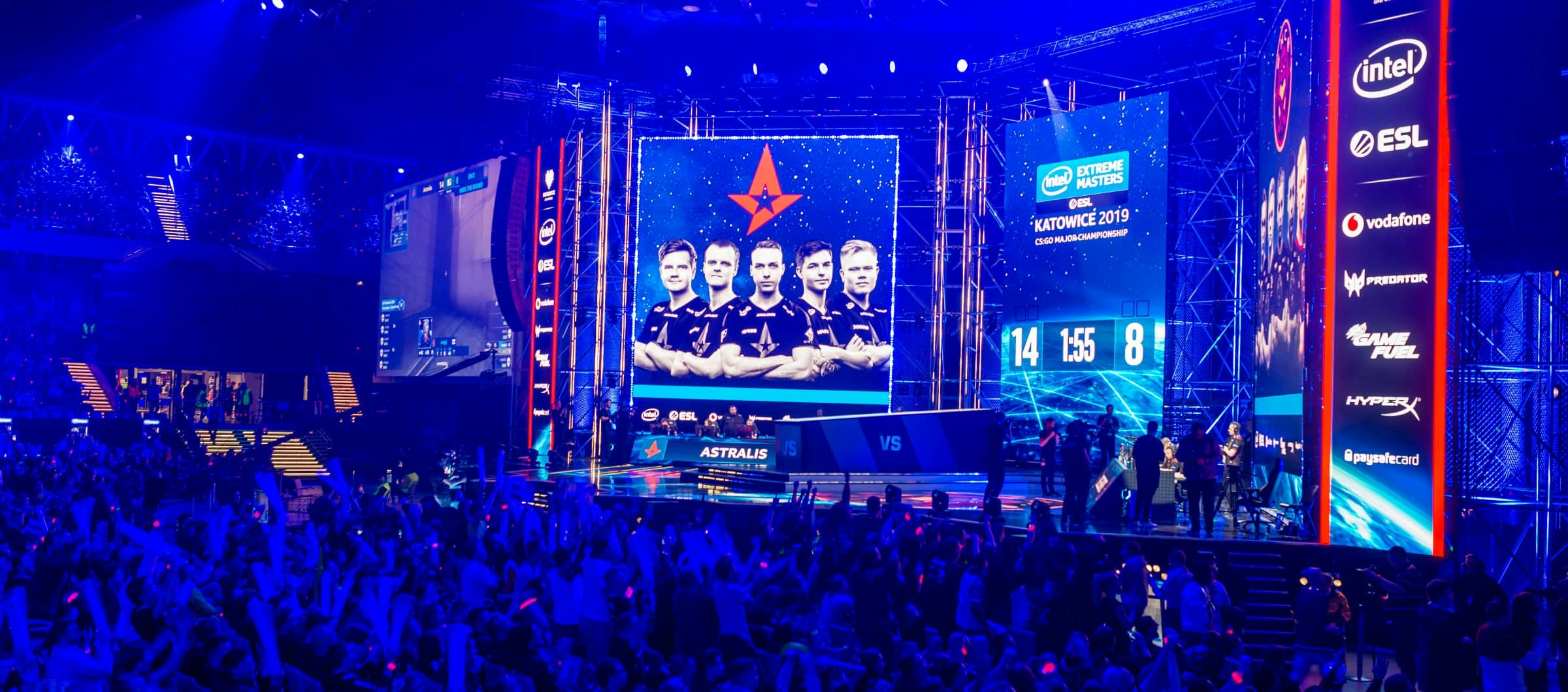 How do esports organizations make money?
